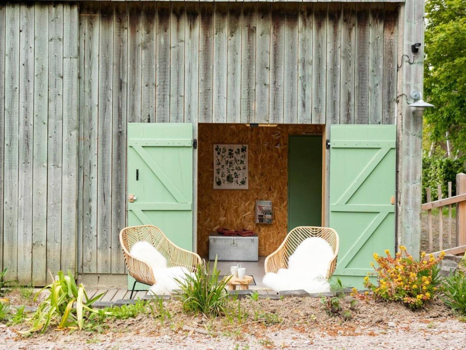 La Ville Es Renais - Ferme Et Maison D'Hotes Insolite Erquy Exterior photo
